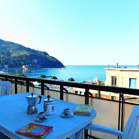 شقة Balcone Con Vista Mare ليفانتو